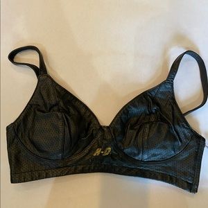 Genuine Leather side Zipper size 38/10 Bustier.